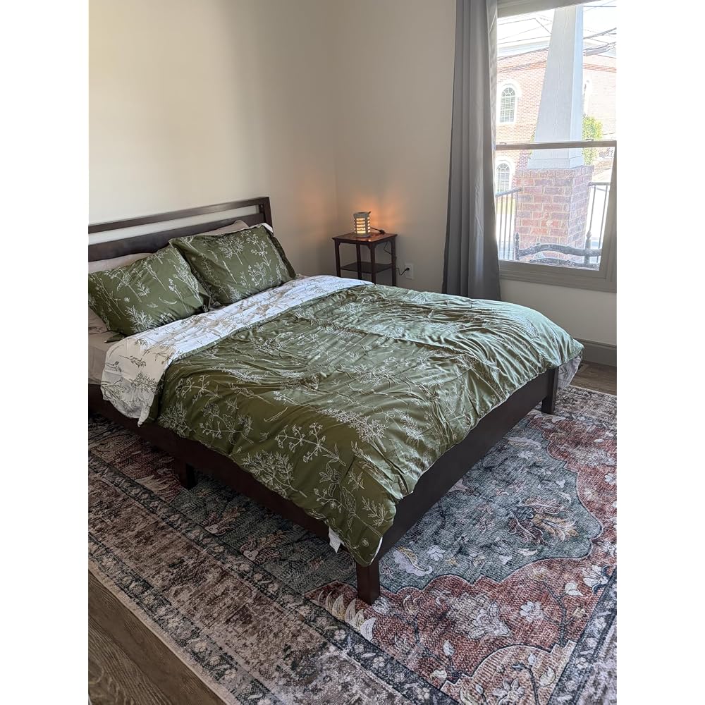 AMERLIFE Minimalist King Size Solid Wood Bed Frame with Headboard